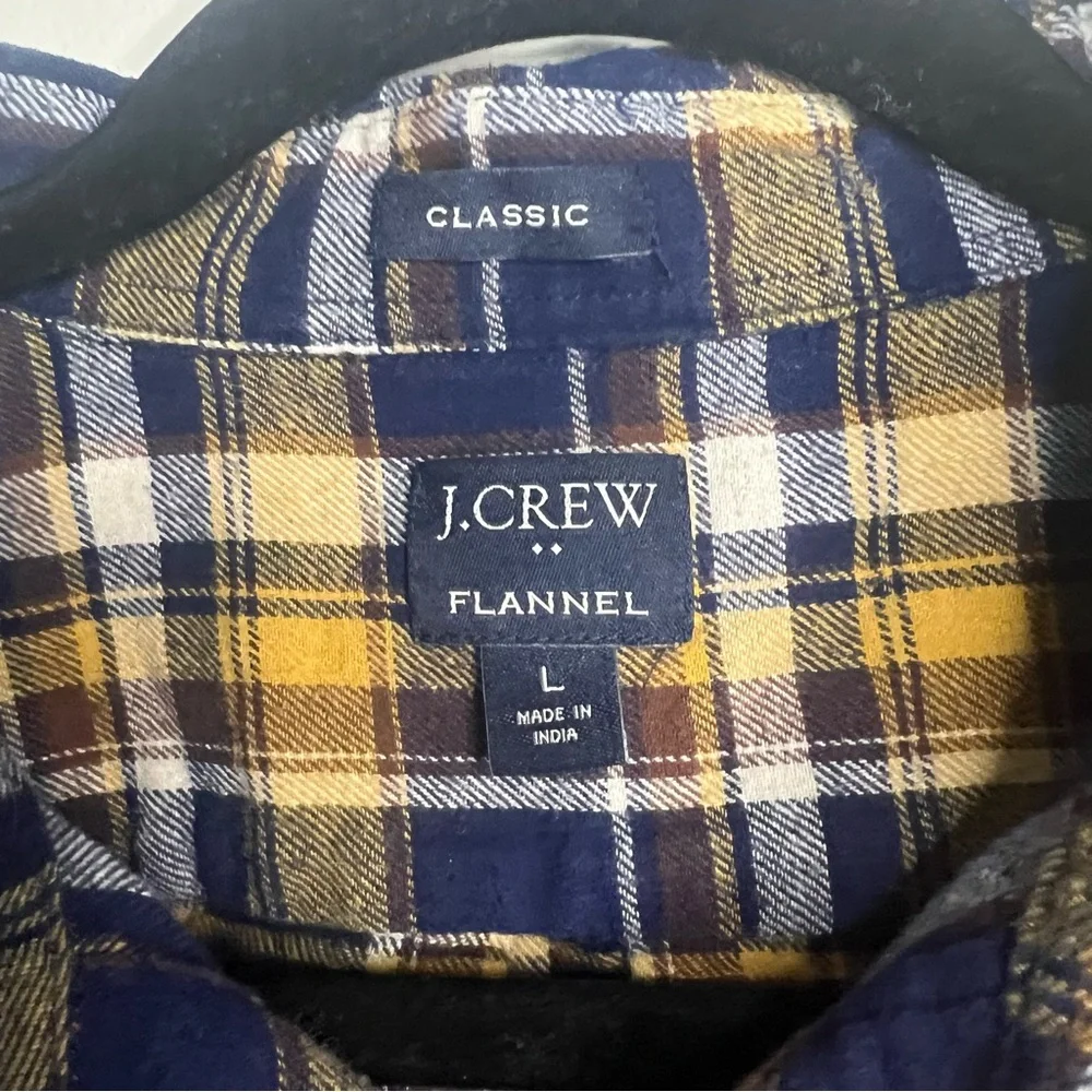 J. Crew Men's Flannel Shirt Bundle - 2 Classic Fit Plaid Shirts‎ Size Large